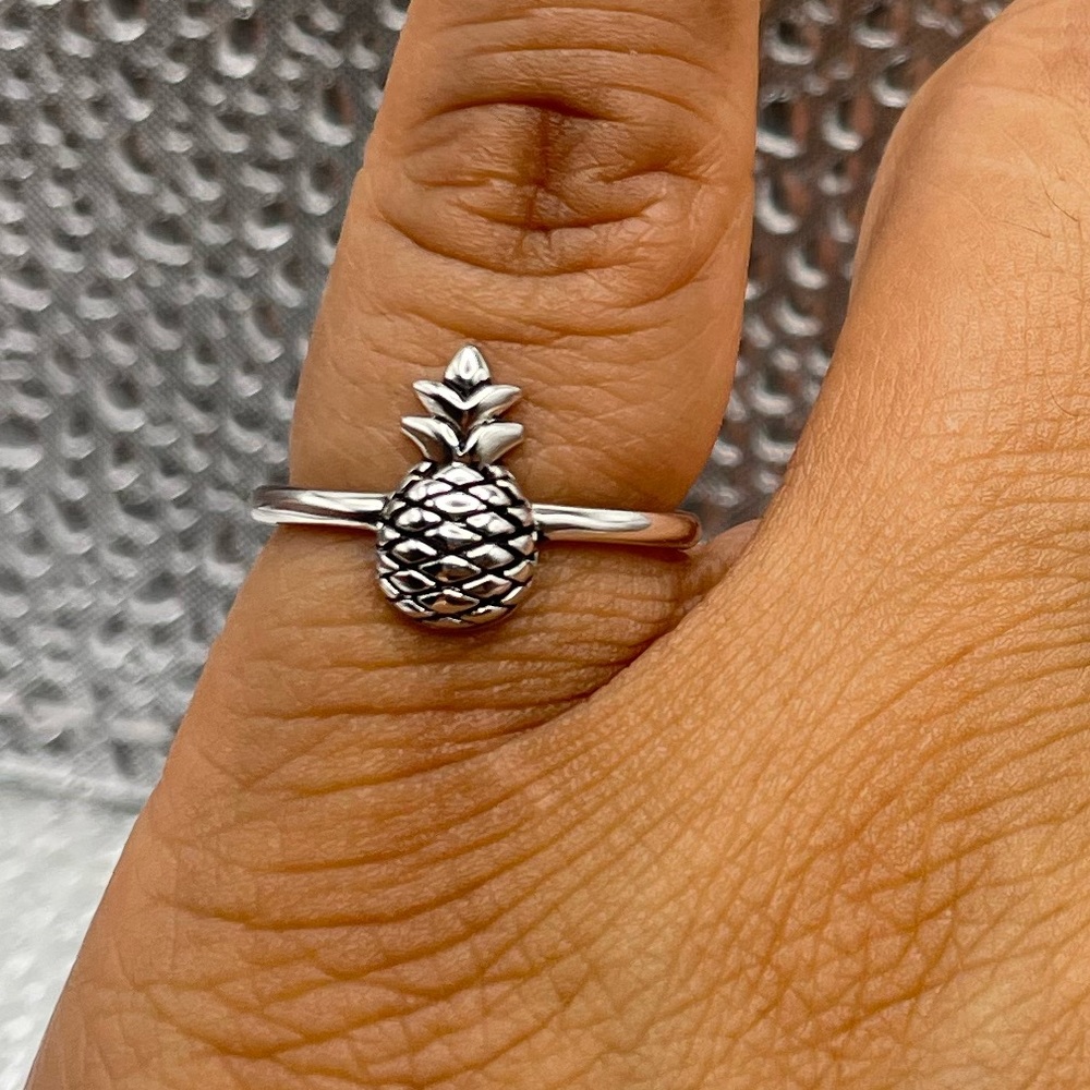 Sterling Silver Pineapple Ring - image 7